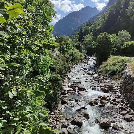 Ceriflor-le Vignemale Apartamento *
